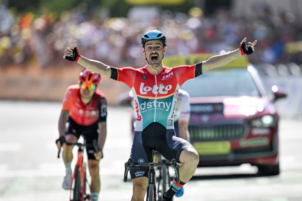 Victor Campenaerts, emocionado en su estreno en el Tour de Francia